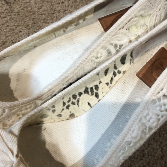 Tory Burch Lace Espadrilles - Picture 5 of 6
